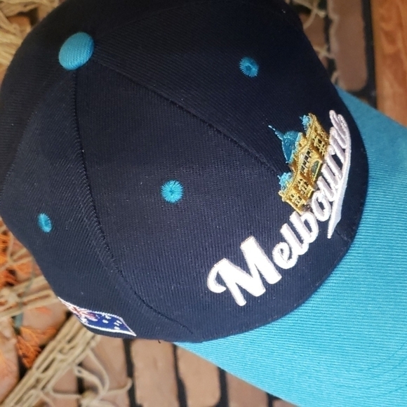 CAP. MELBOURNE  I 💘 Australia - Picture 2 of 7